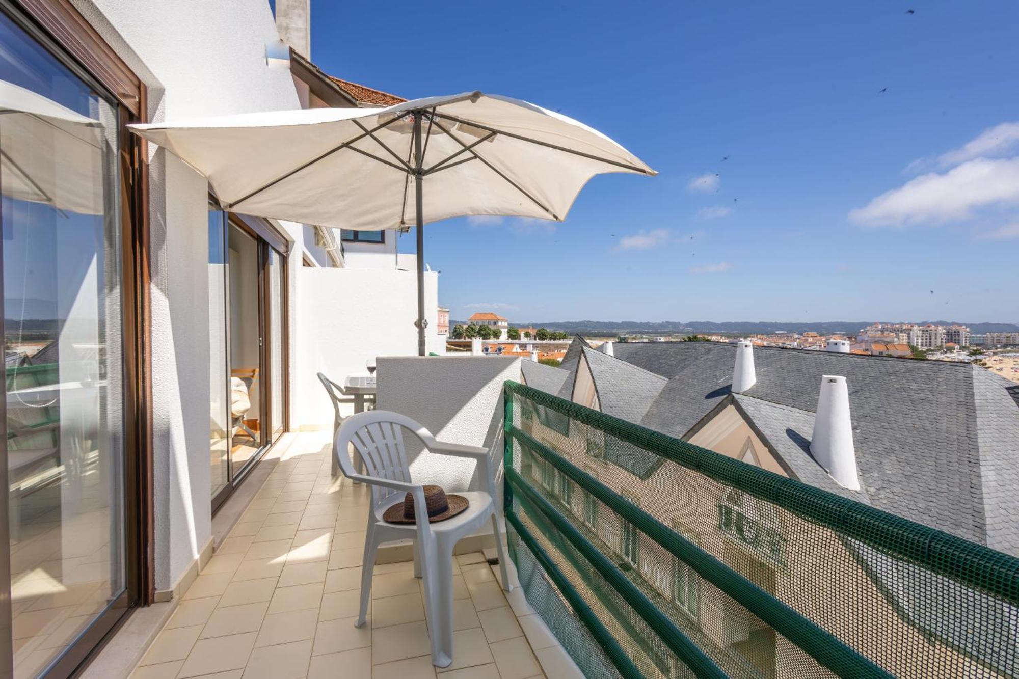 Concha Mar Com Vista Sobre A Baia Apartment Sao Martinho do Porto Ngoại thất bức ảnh